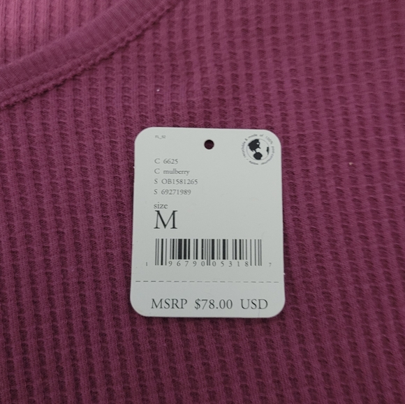 Free People Like New Women's Size Medium Santa Clara Thermal Top Mulberry - Picture 5 of 16